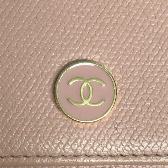 Authentic Chanel 6 hook Key Holder in Pink Color - Picture 10 of 10